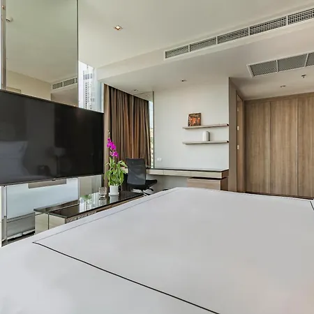 Muu Bangkok, Small Luxury Hotels Of The World-3